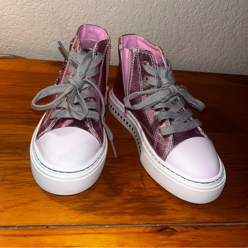 Steve Madden Metallic Rose Pink High-Top Sneakers with Gray Laces
